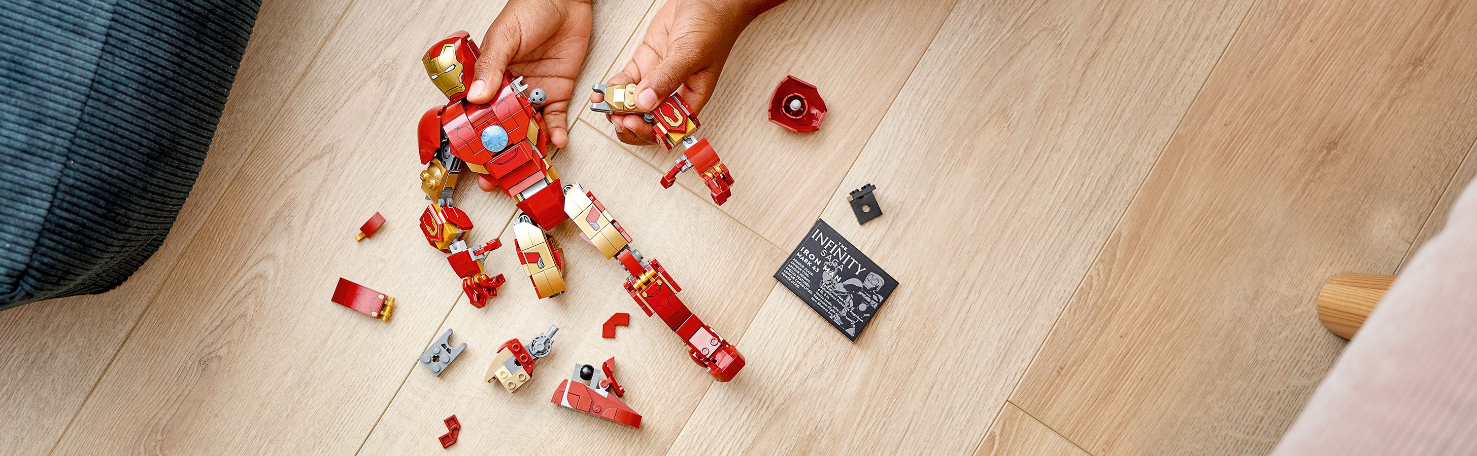 LEGO 76206 baner - Rzut z g�ry na figurk� Iron Mana