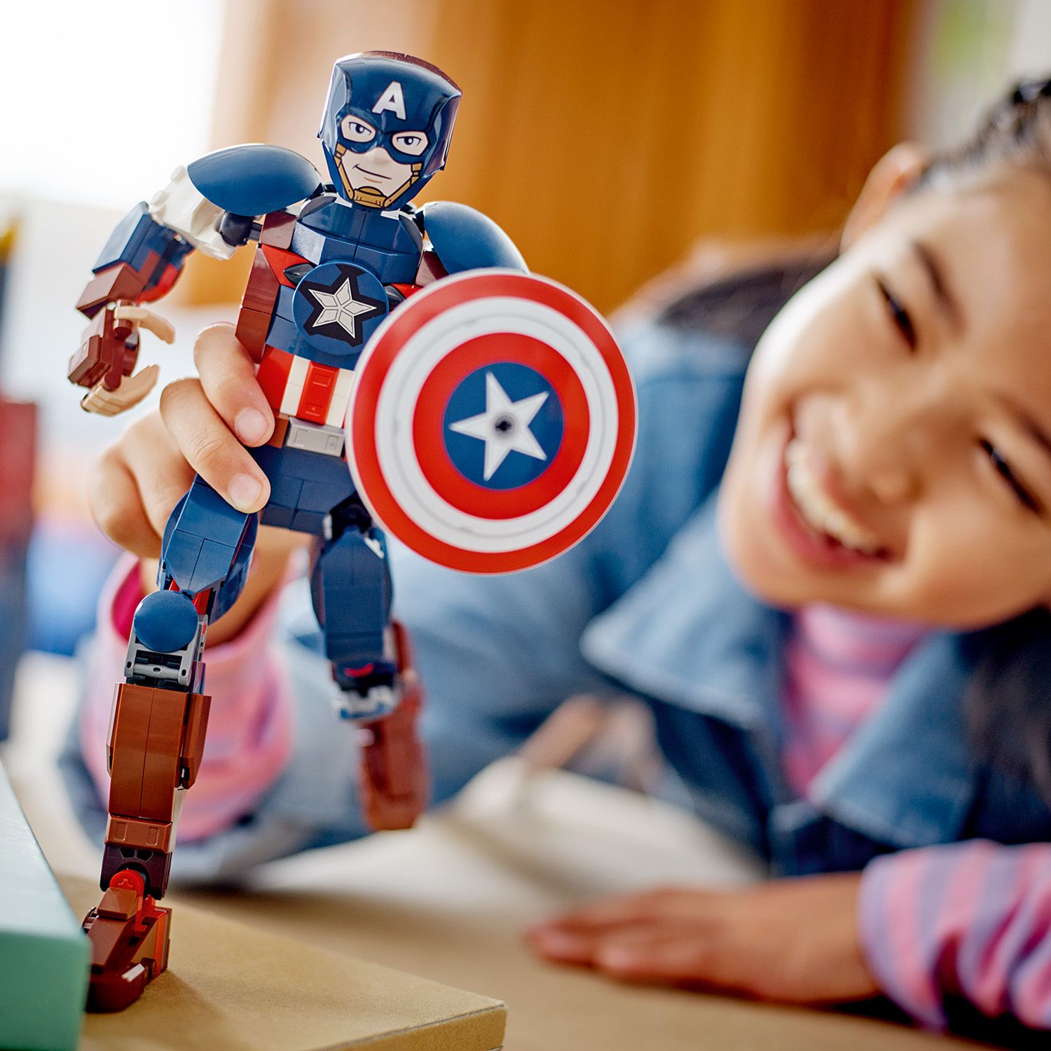  LEGO Super Heroes Figurka Kapitana Ameryki do zbudowania 76258 - ruchome elementy figurki