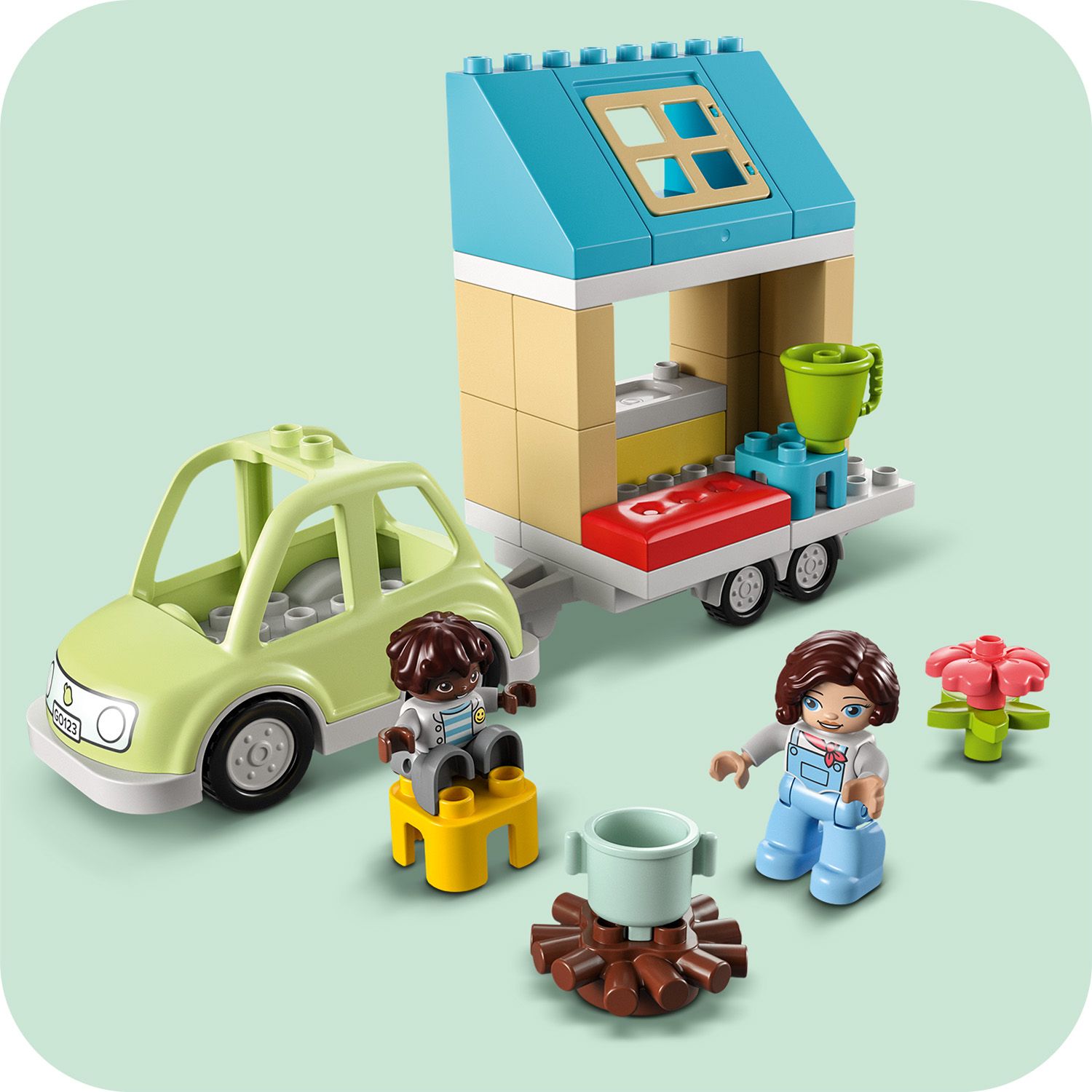 LEGO DUPLO Dom rodzinny na k�kach 10986 - ognisko przy samochodzie