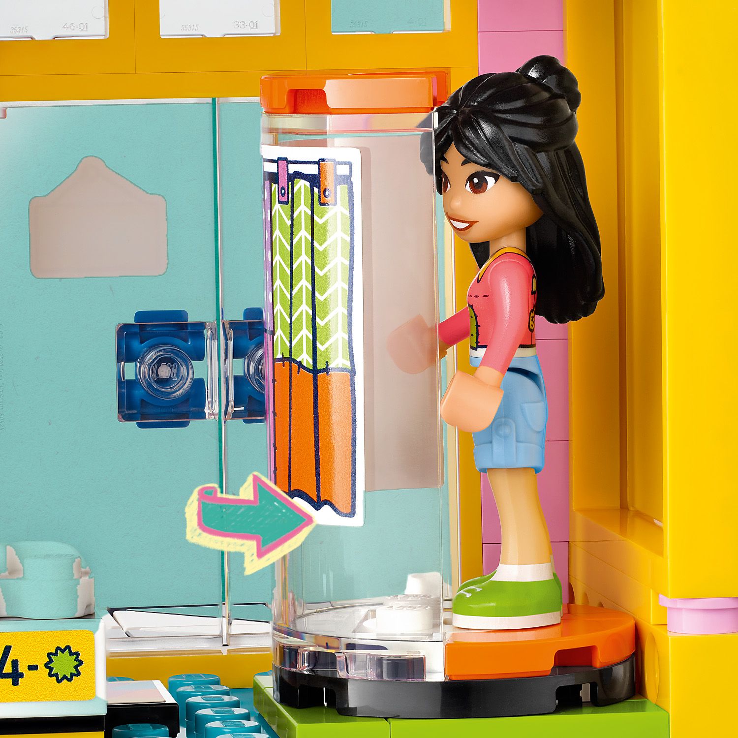 LEGO Friends Sklep z u�ywan� odzie�� 42614 - przymierzalnia 