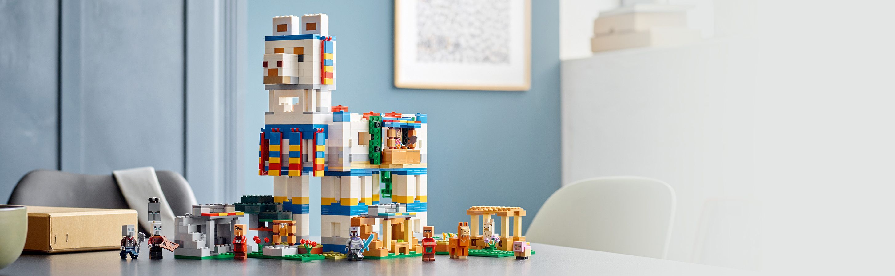LEGO 21188 baner - Klocki z zestawu